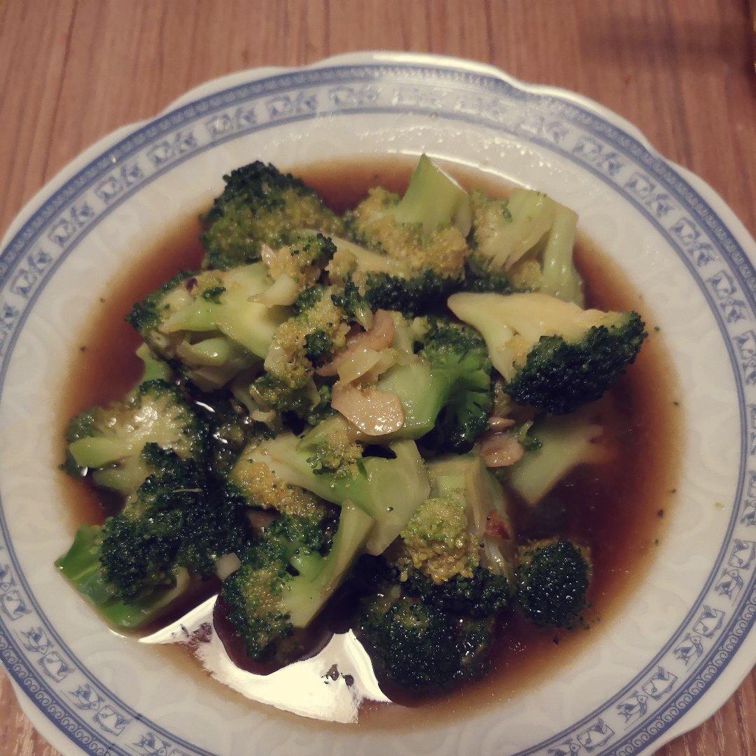 蚝油蒜蓉西兰花
