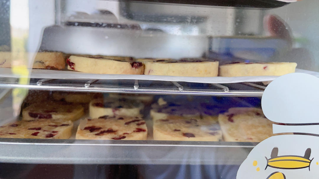 超快手 普通面粉也一样成功的蔓越莓饼干