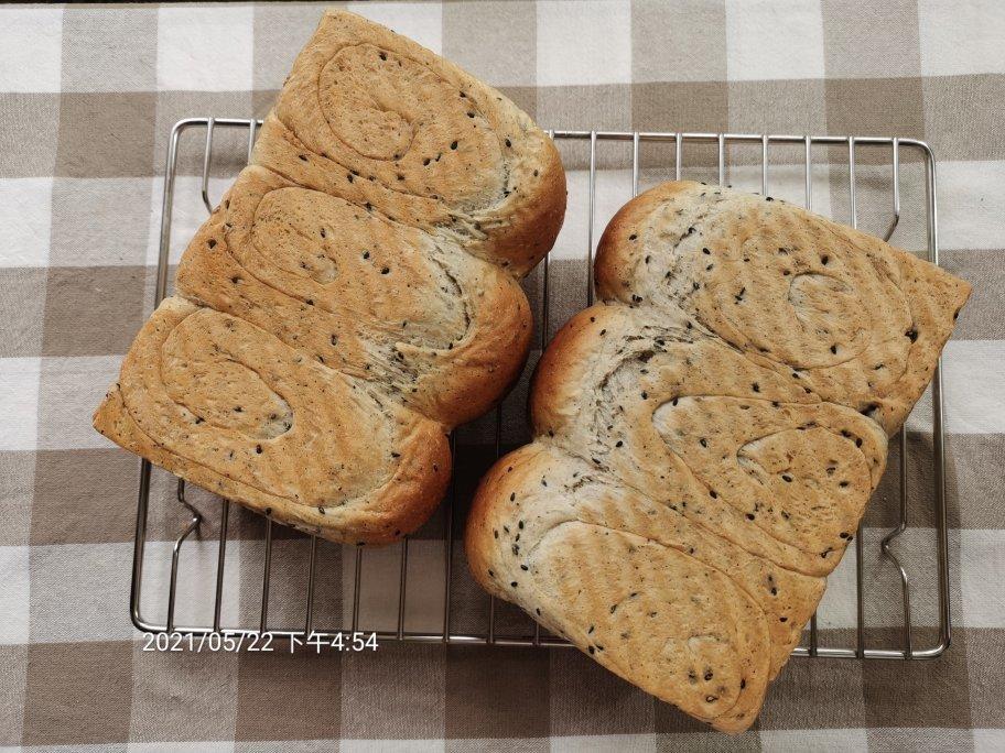 营养丰富的黑芝麻小吐司