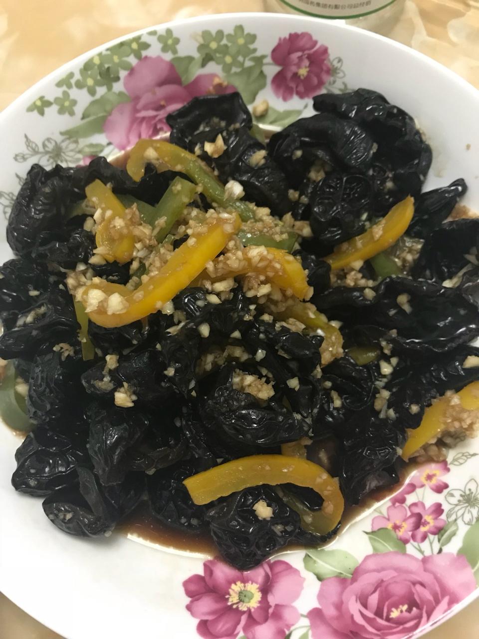 凉拌黑木耳