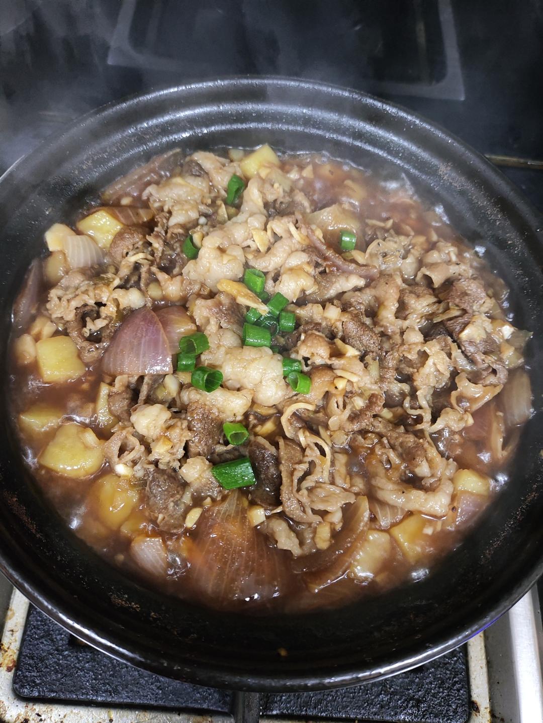 ㊙️好吃到爆！连汤汁都很下饭的土豆肥牛煲