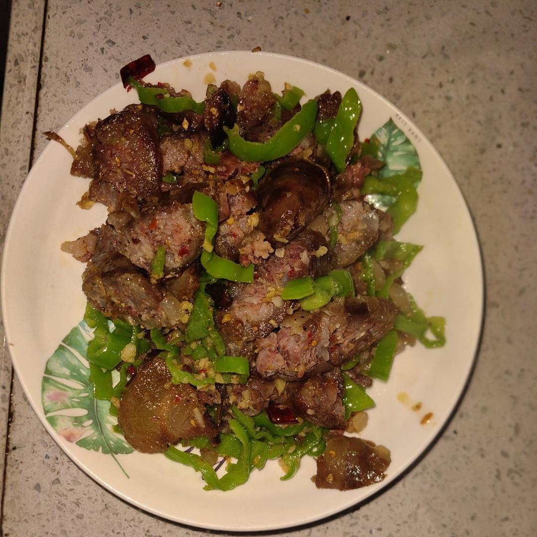 腊肠炒青椒