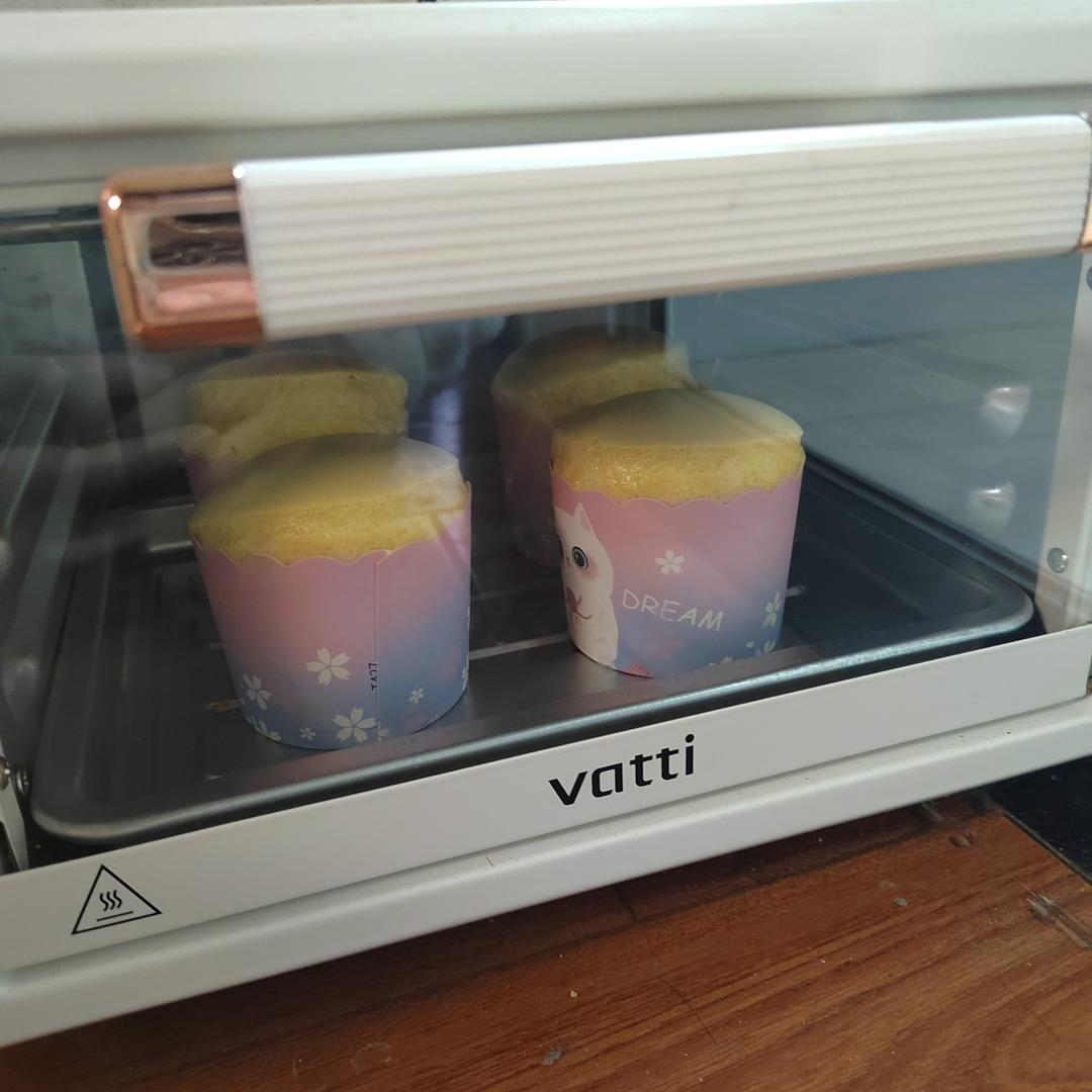 纸杯蛋糕 8寸戚风蛋糕的量