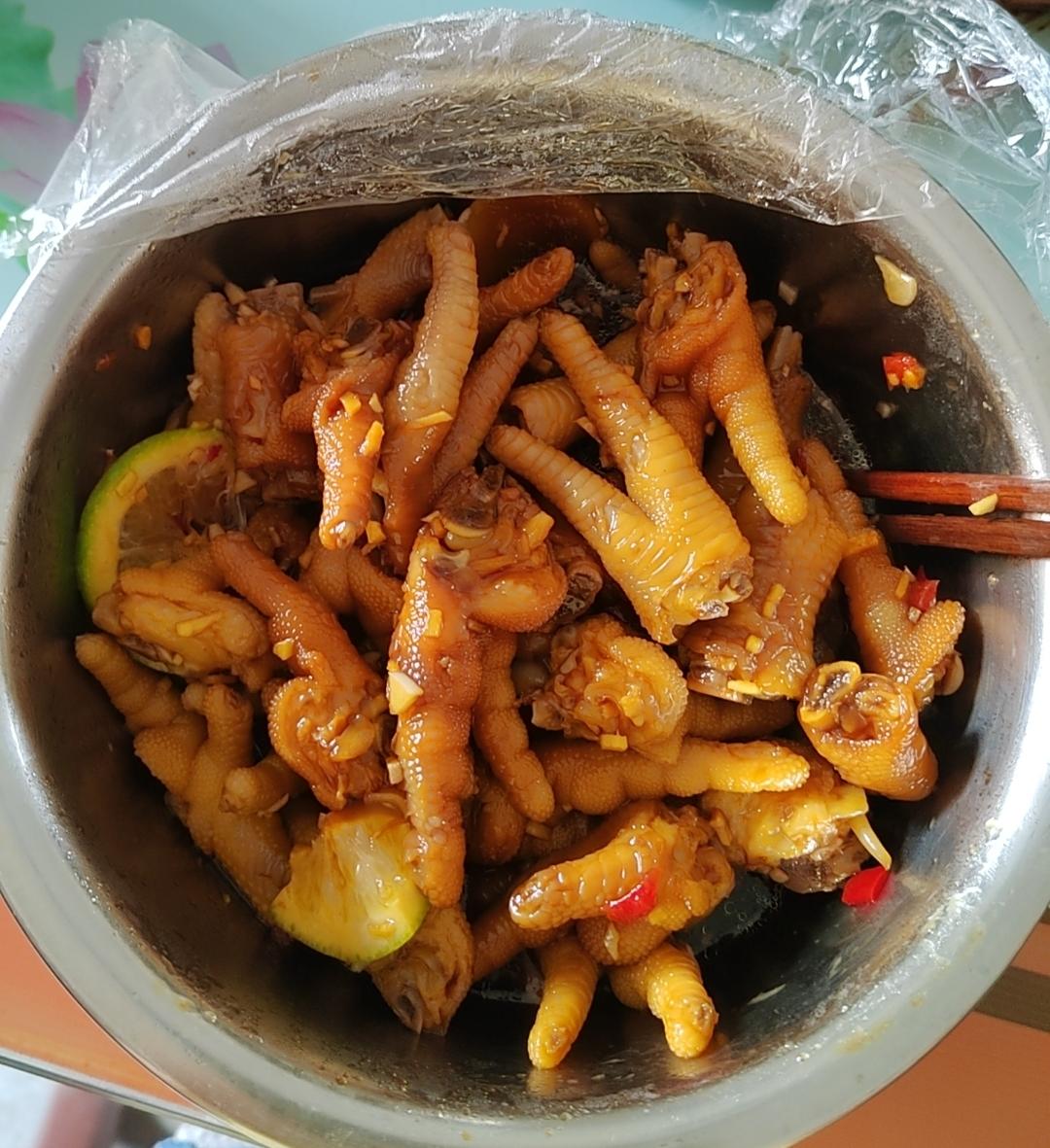 【柠檬酸辣鸡爪】自制超级无敌美味的网红鸡爪