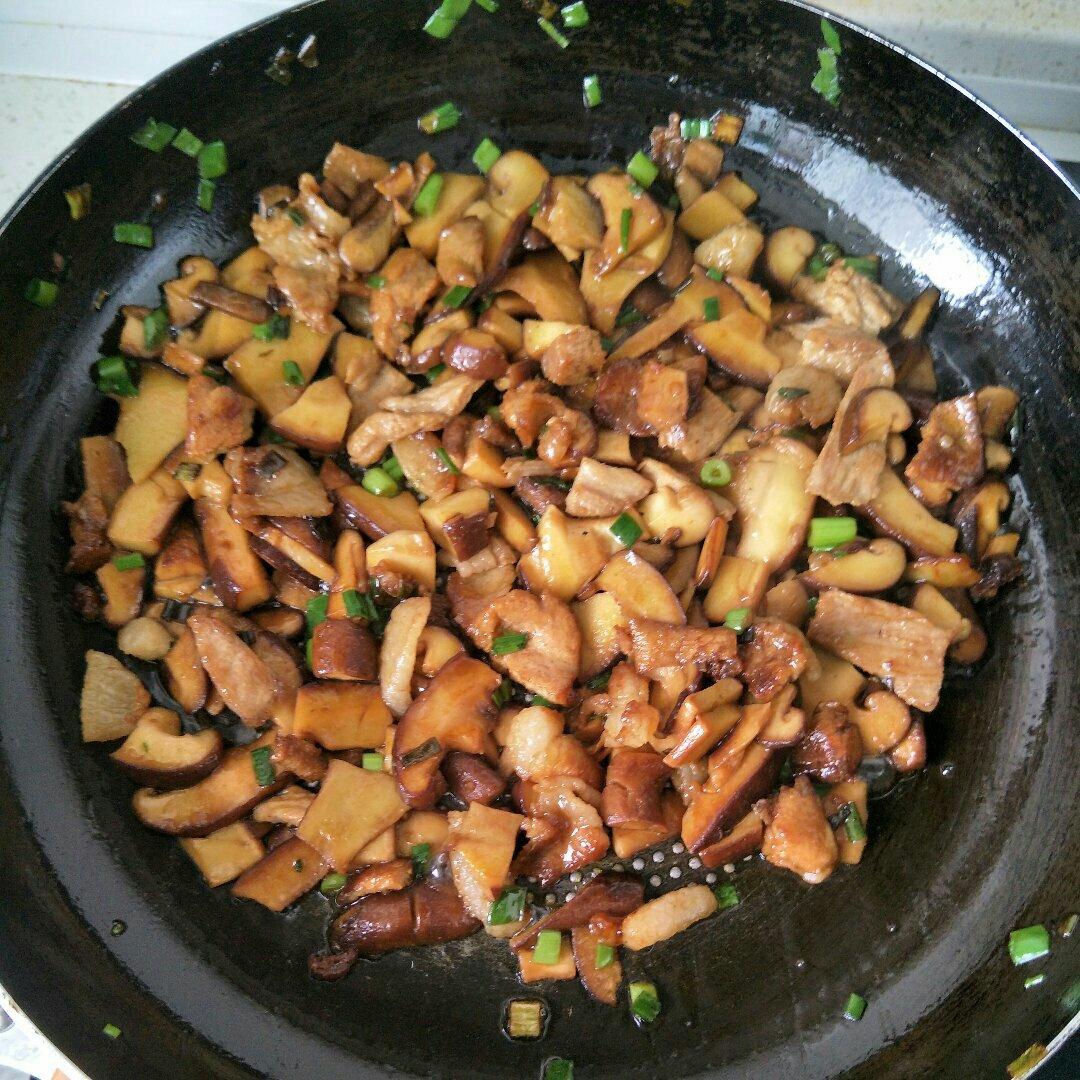 香菇炒肉