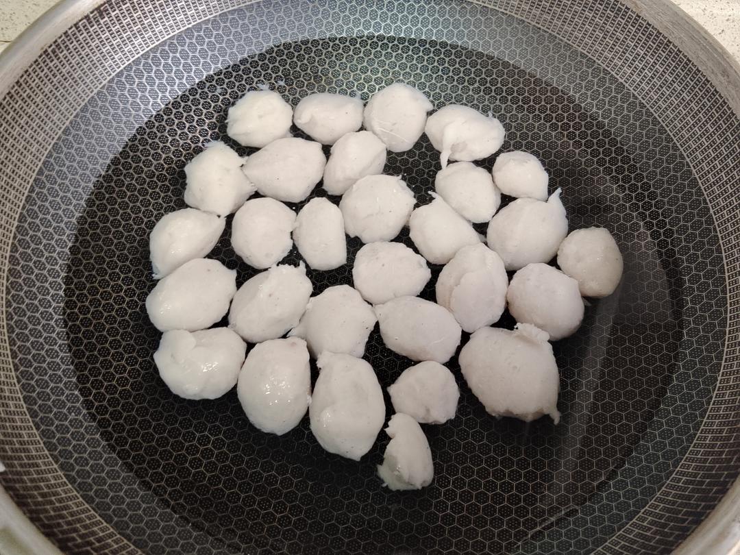 教你在家做鱼丸，真材实料无添加，学会了再也不去超市买了