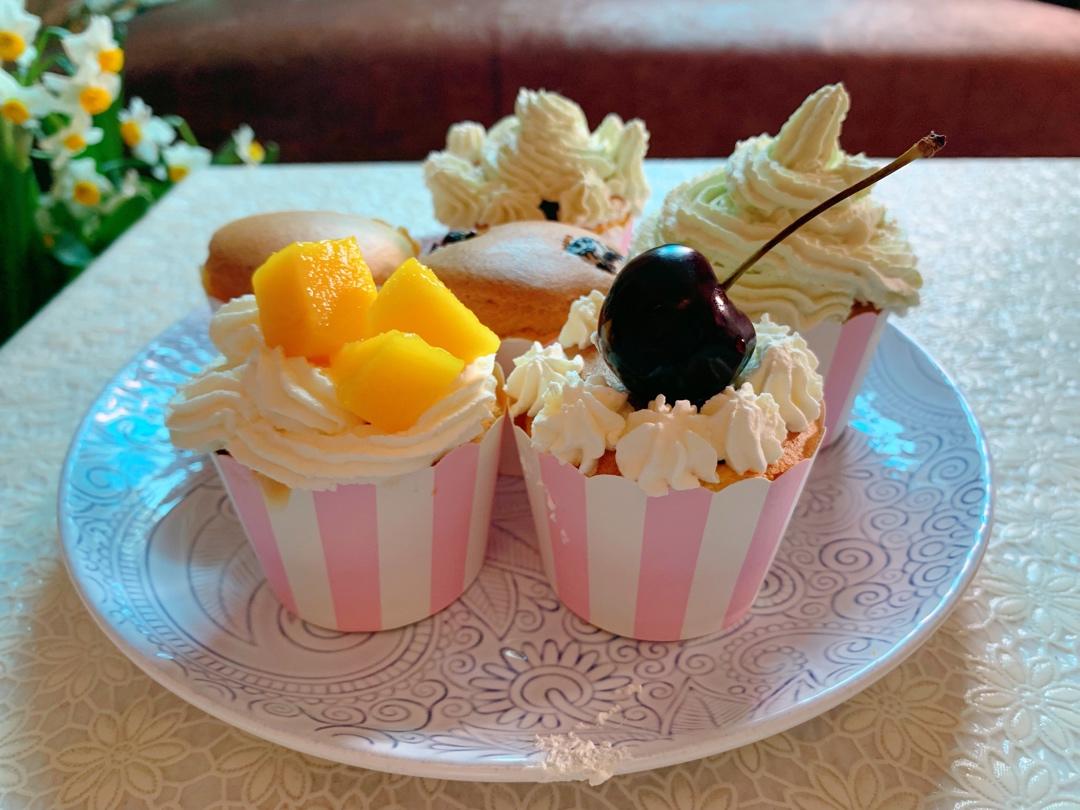 纸杯蛋糕 8寸戚风蛋糕的量