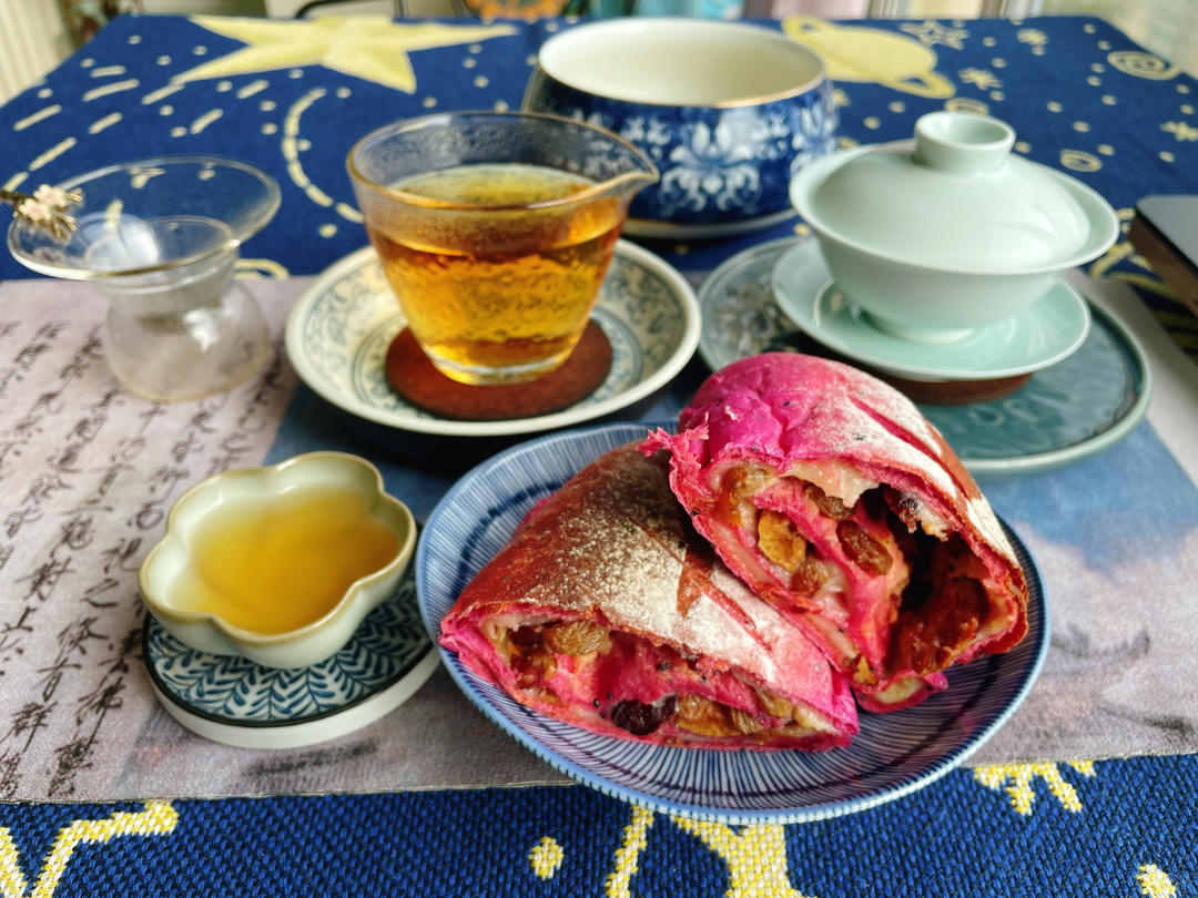 火龙果乳酪软欧