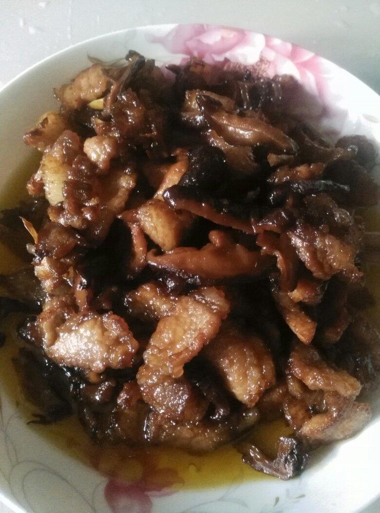 香菇炒肉