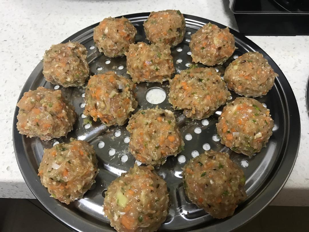 减肥好吃的鸡胸肉丸子