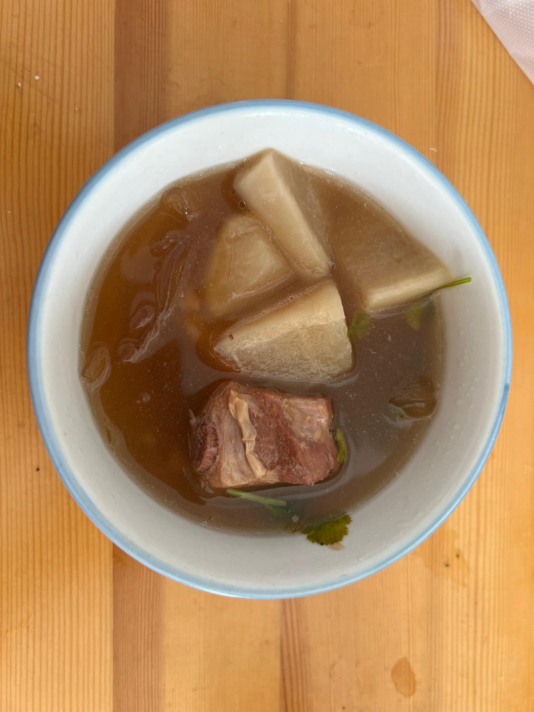白萝卜排骨汤～～～食材简单但清甜好喝