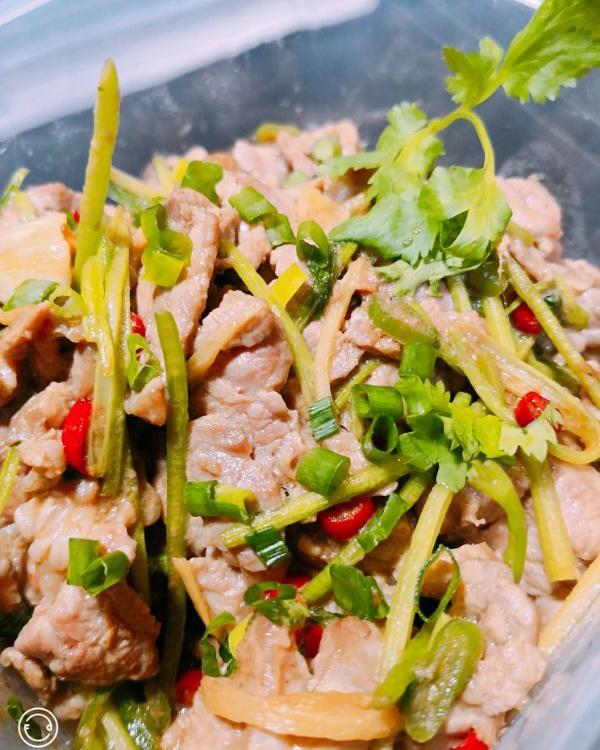 香菜牛肉