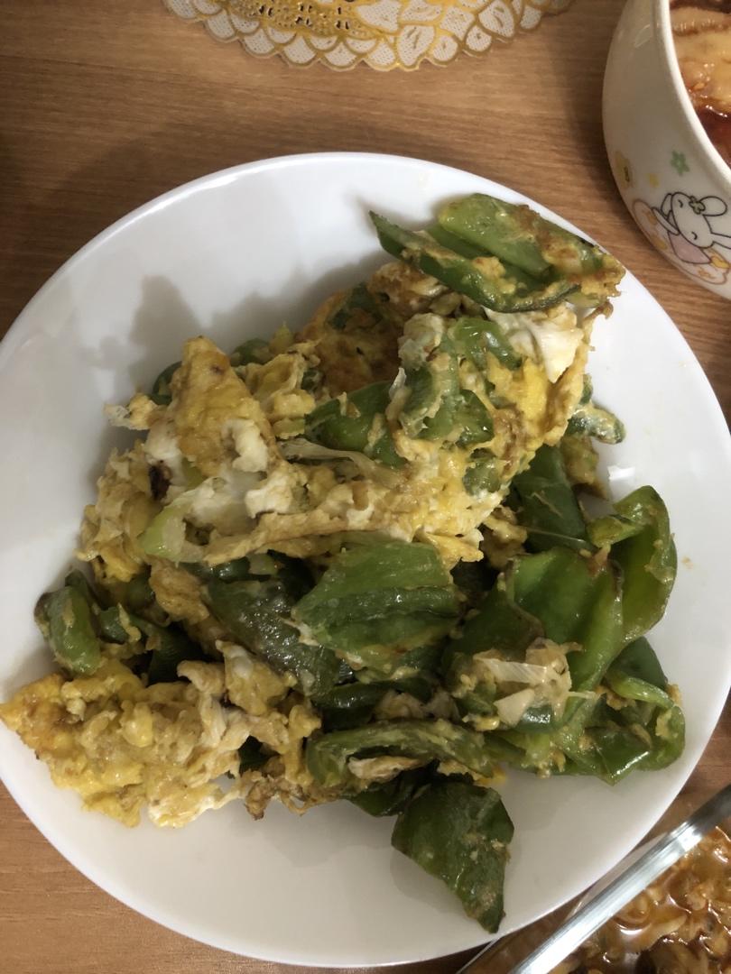 青椒炒蛋（线辣椒）