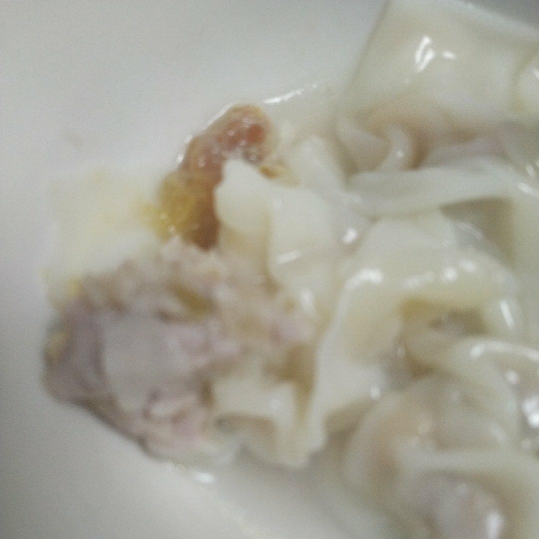 皮蛋鲜肉馄饨 （野馄饨）<302小厨房>