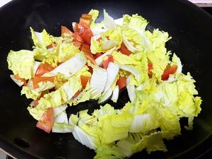 蔬菜虾仁疙瘩汤的做法 步骤2