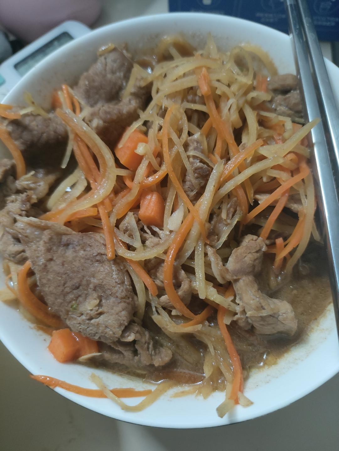 炒胡萝卜土豆丝