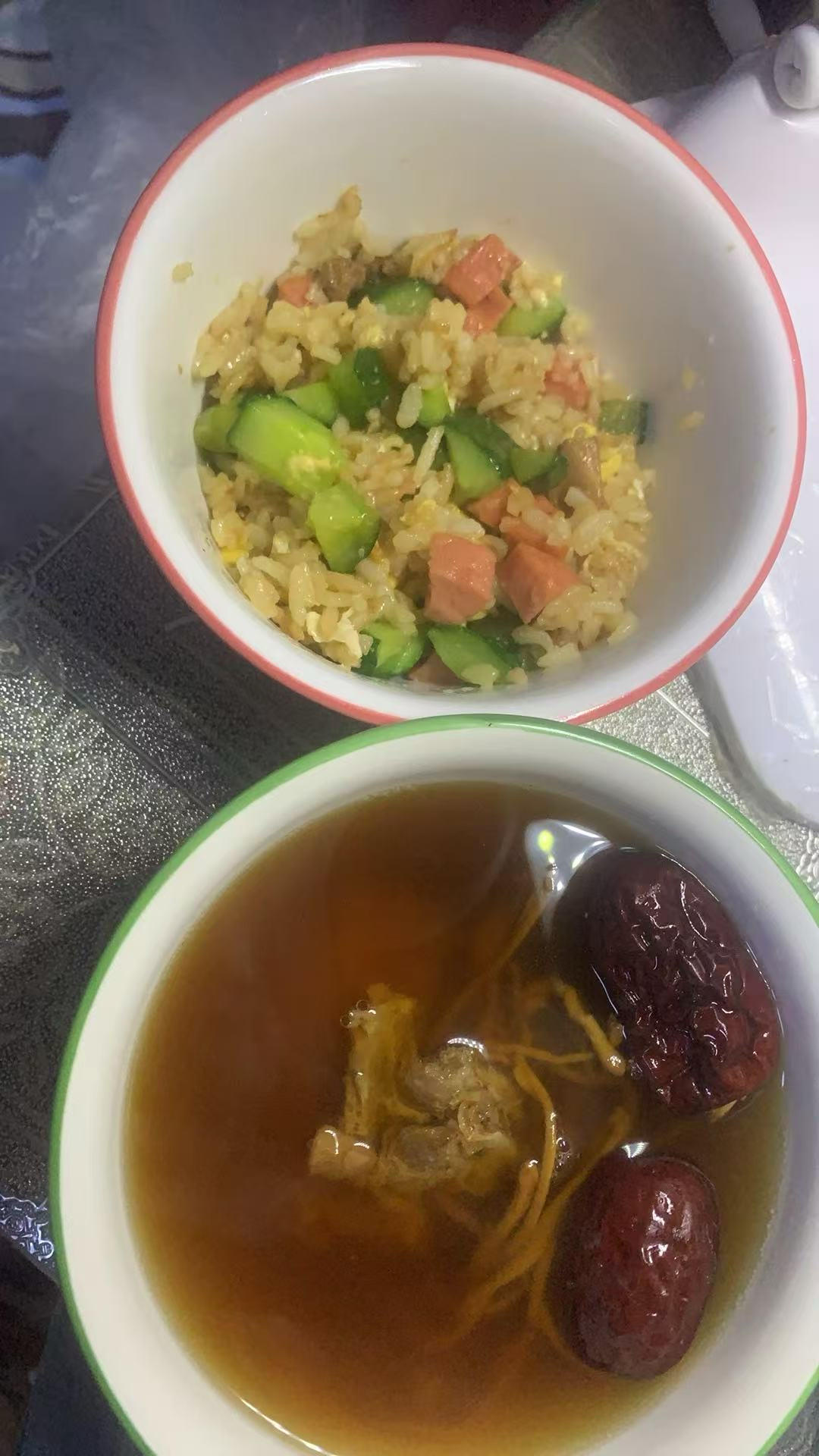 虫草花母鸡汤
