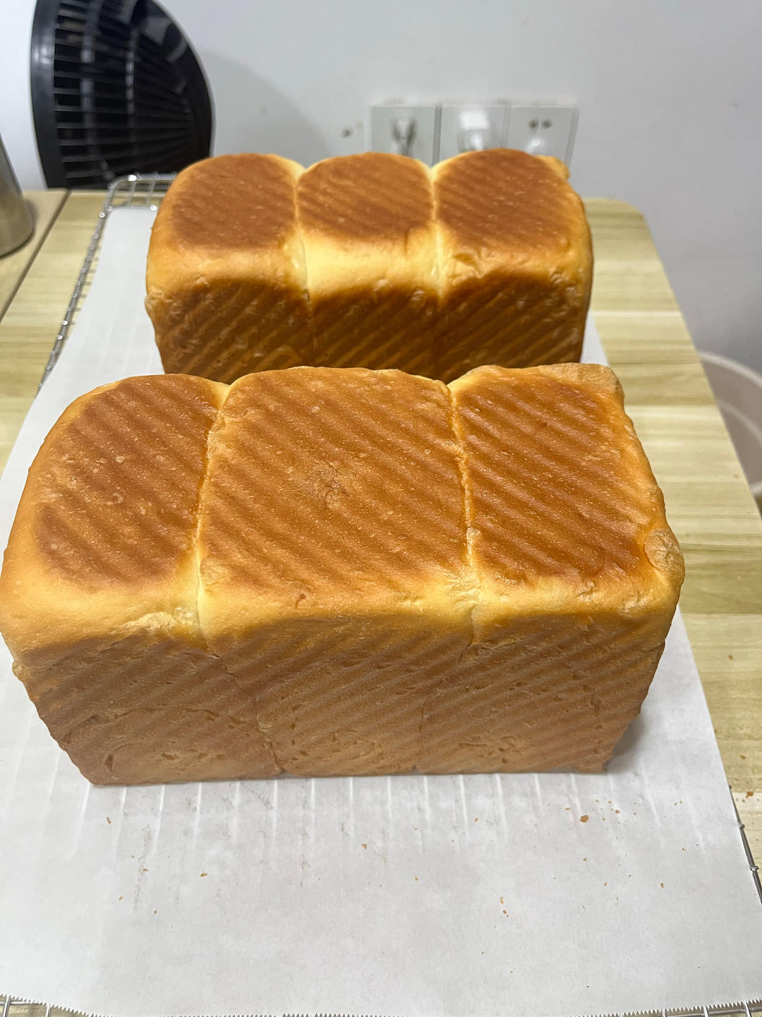 我最近每天做一个的葡萄干吐司，真的超松软好吃！