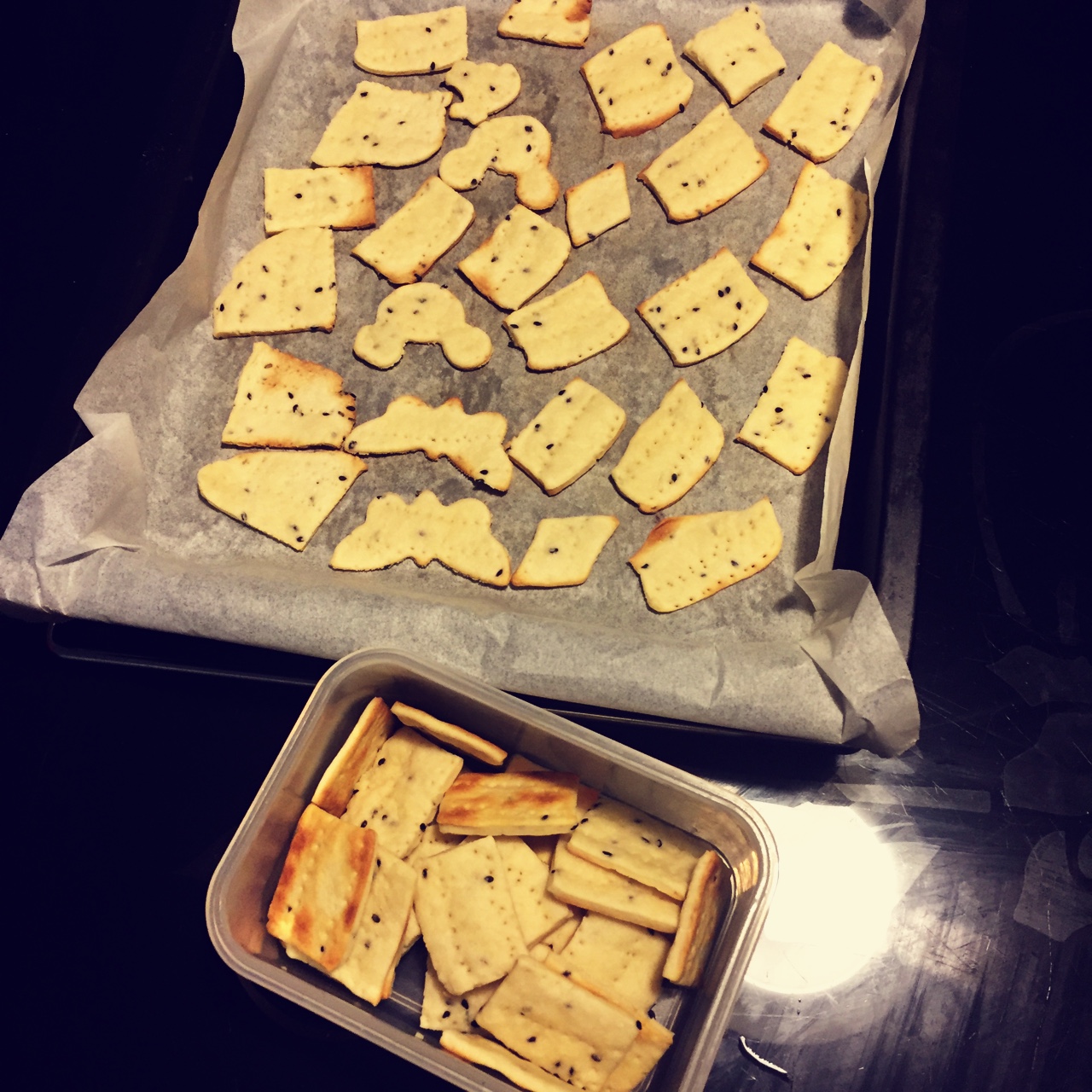 零经验也不怕：葱香苏打饼，据说好吃到六亲不认