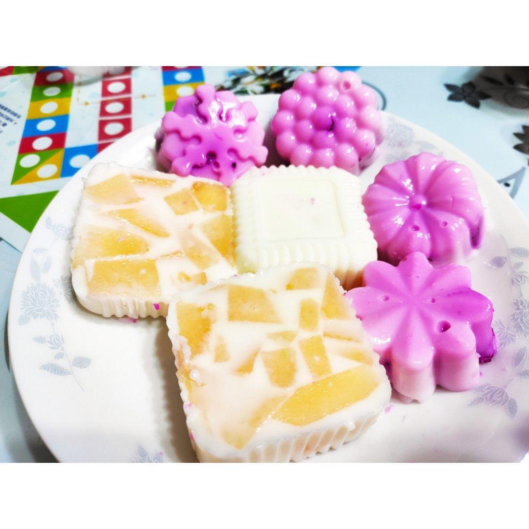 椰汁牛奶芒果冻