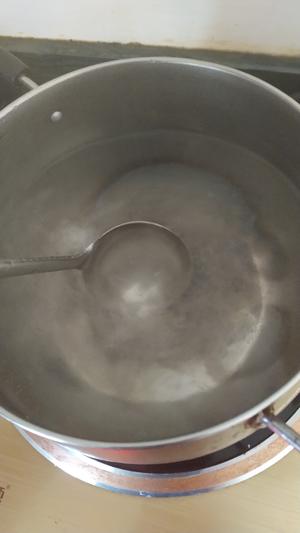 甜～绿豆凉粉的做法 步骤1