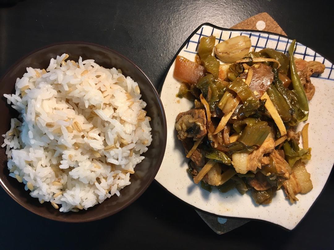 酸菜五花肉