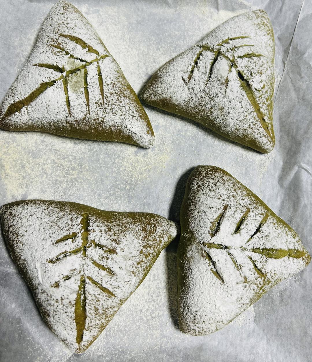 抹茶软欧（蜜豆奶酪馅）