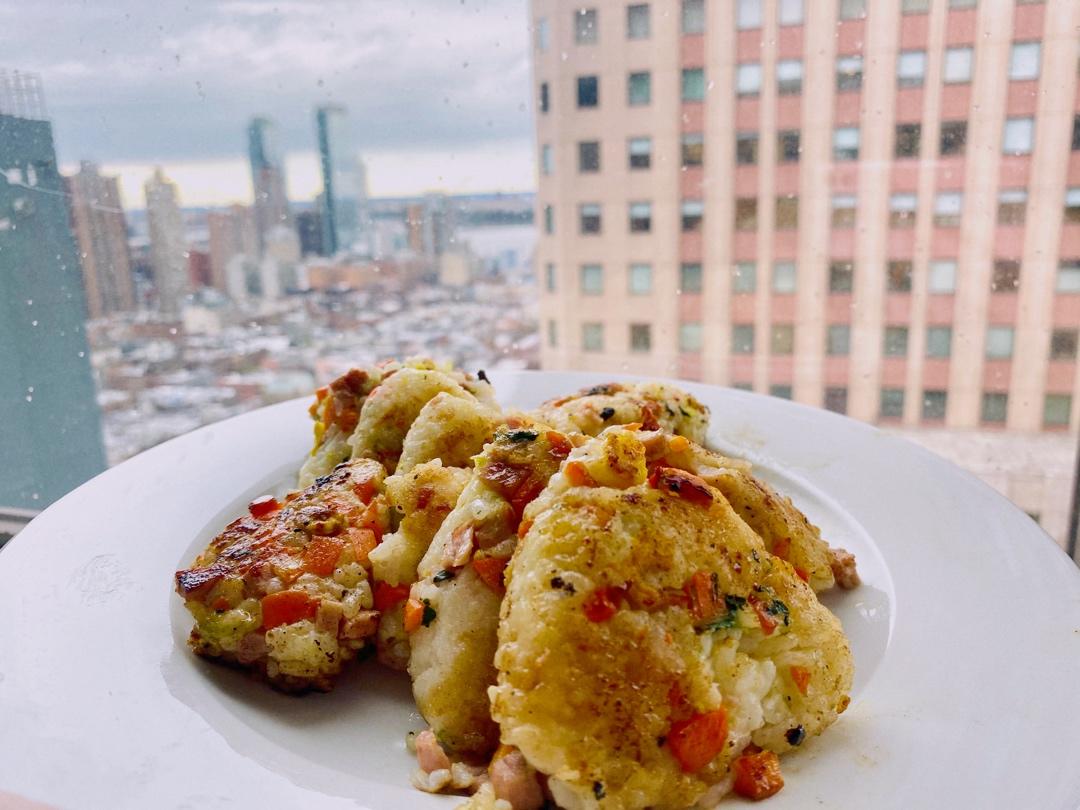 简单快手日式煎饭团❗️剩米饭这么做巨好吃😋