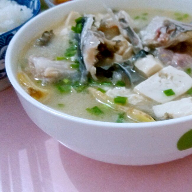 鱼头豆腐汤