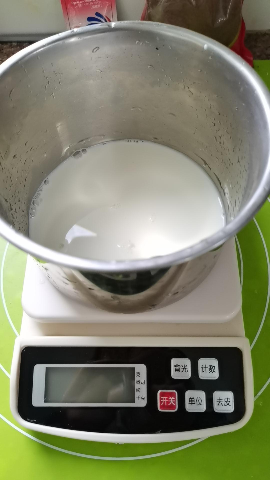 纯奶手撕吐司的做法 步骤1