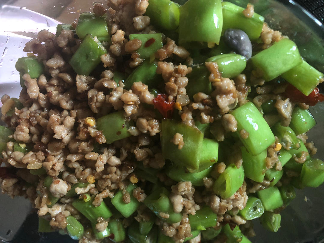 超简单的家常下饭菜猪肉末辣炒豆角