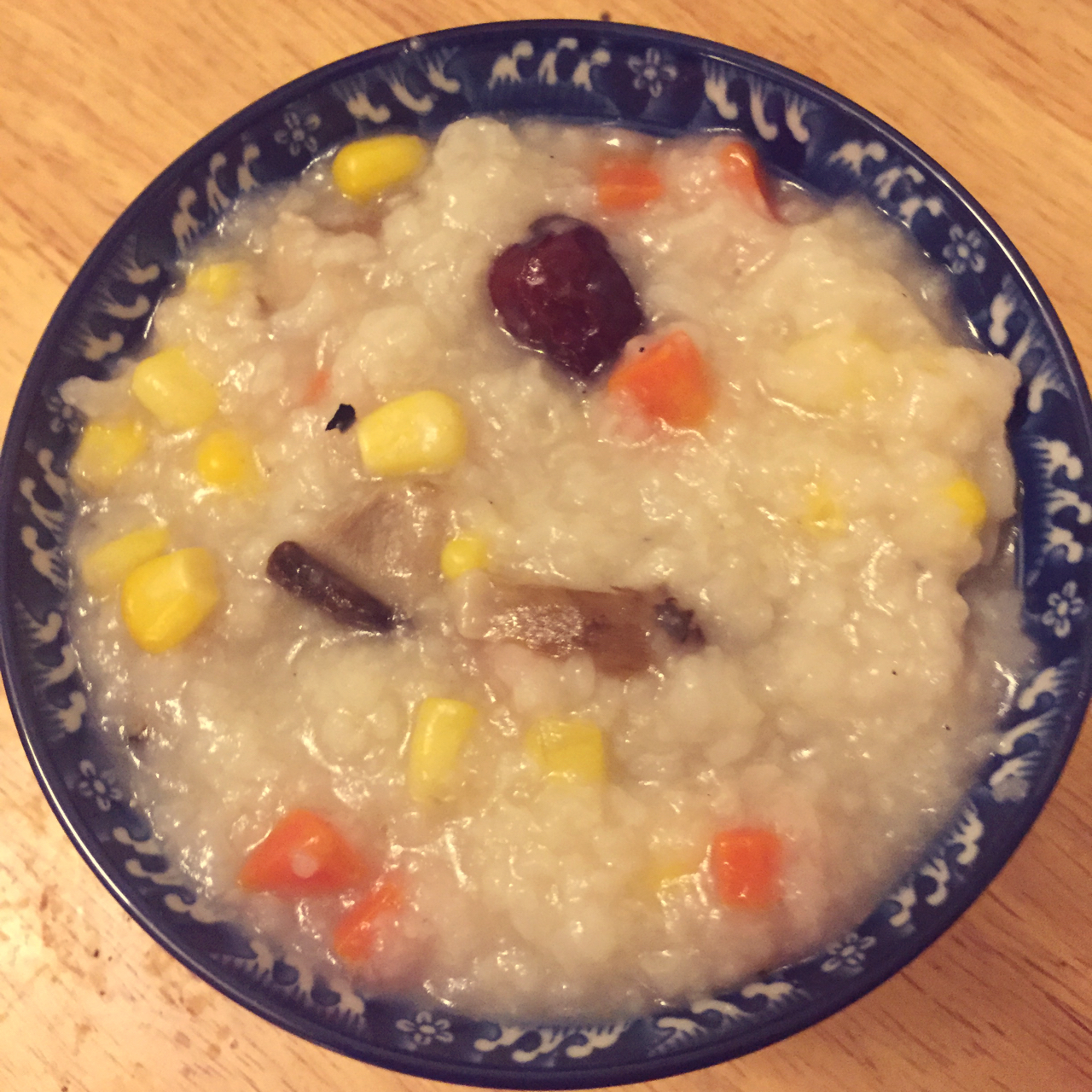 玉米胡萝卜香菇粥