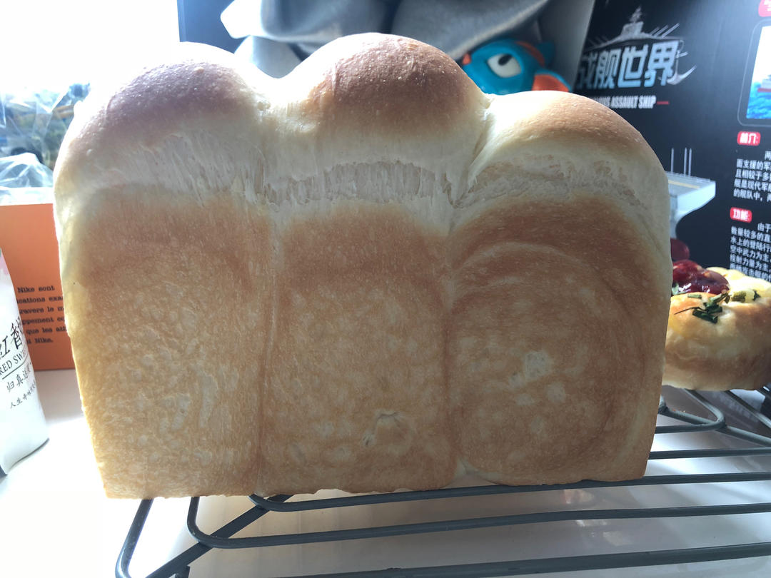 洋葱火腿片（培根）面包