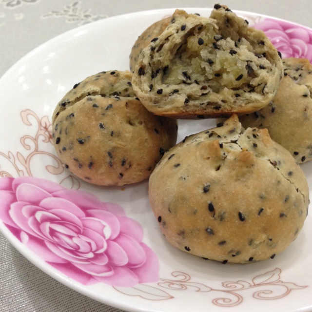 全麦黑芝麻酸奶麻薯小面包