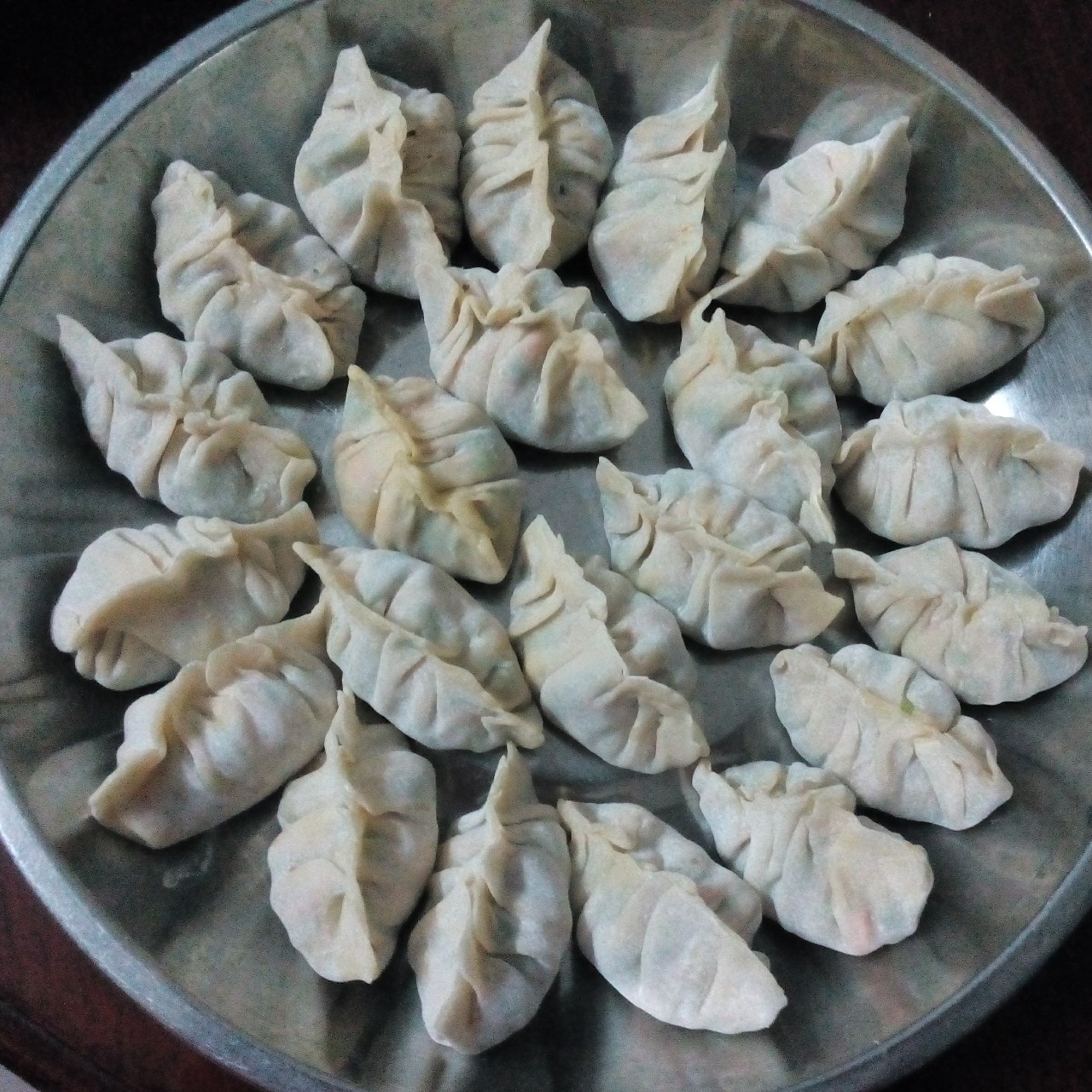 韭菜猪肉饺子(最简单最好吃又最多汁的饺子)