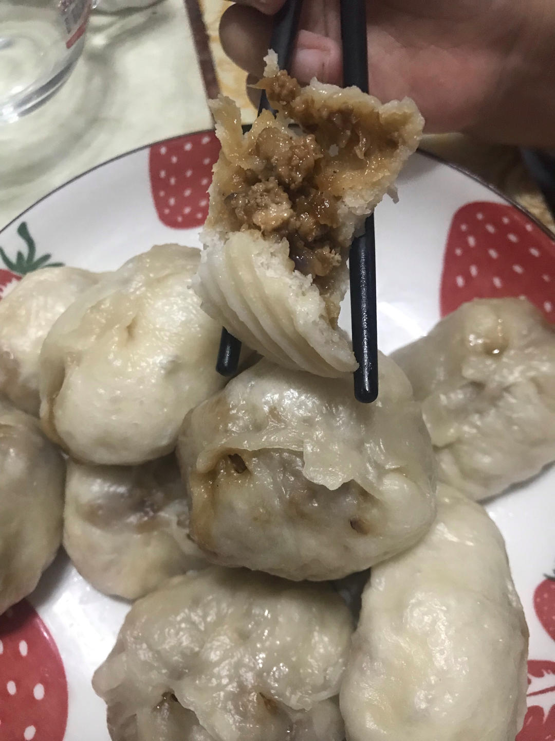 超级好吃的酱肉包