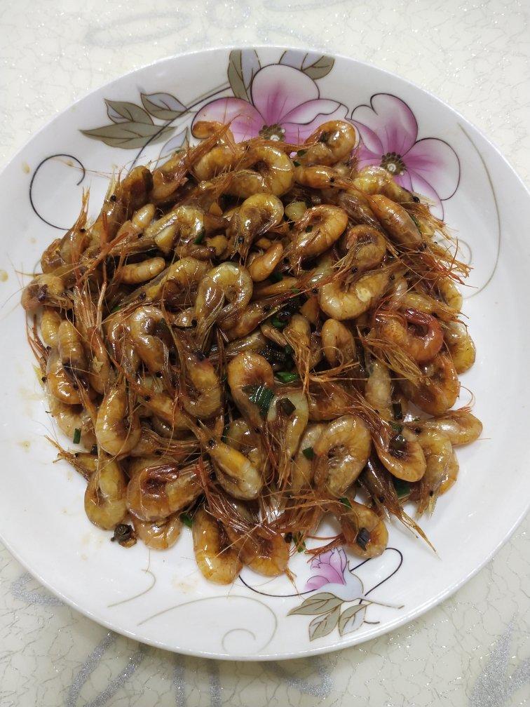 油爆小河虾