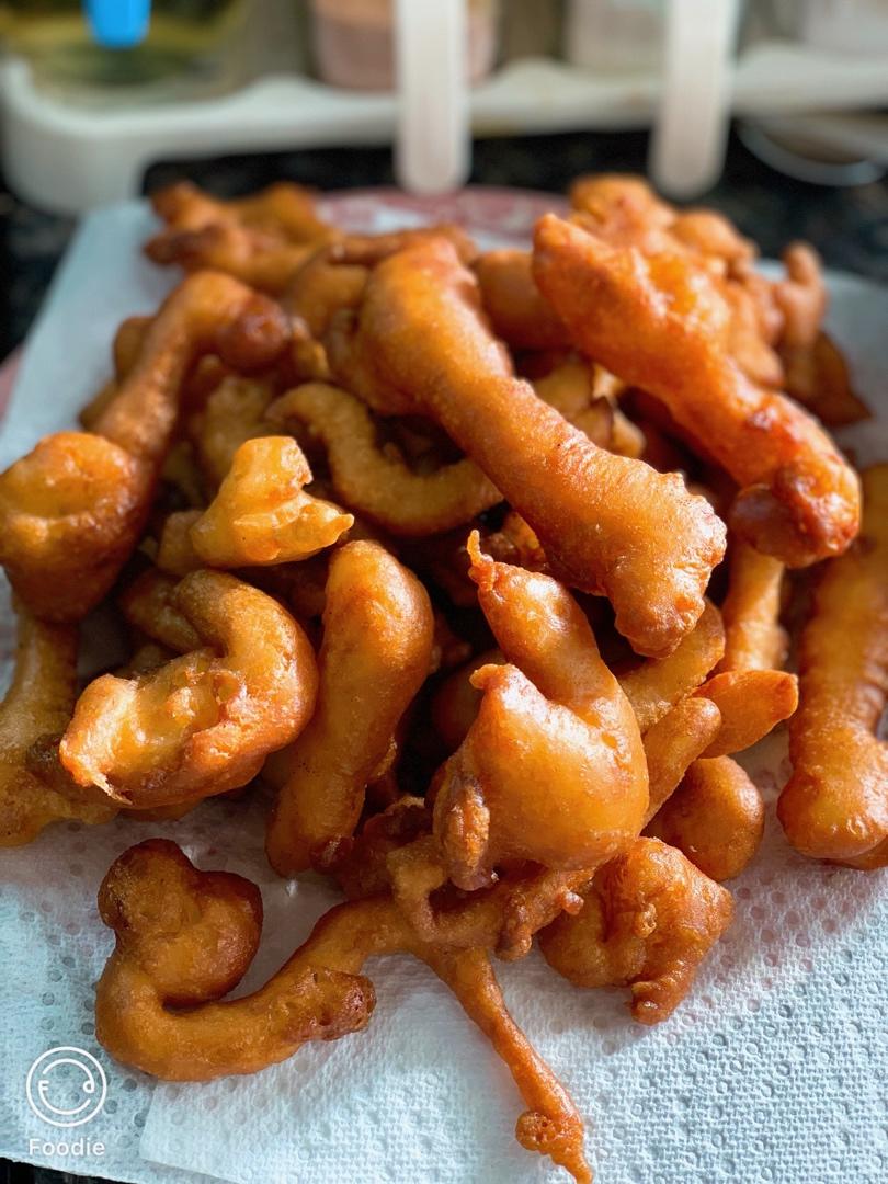 懒人油条做法，手不碰面，一挤就出锅，又软又香