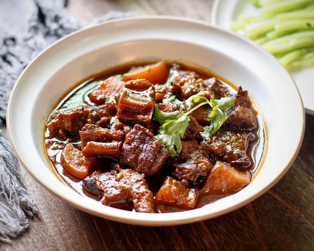 红烧牛腩