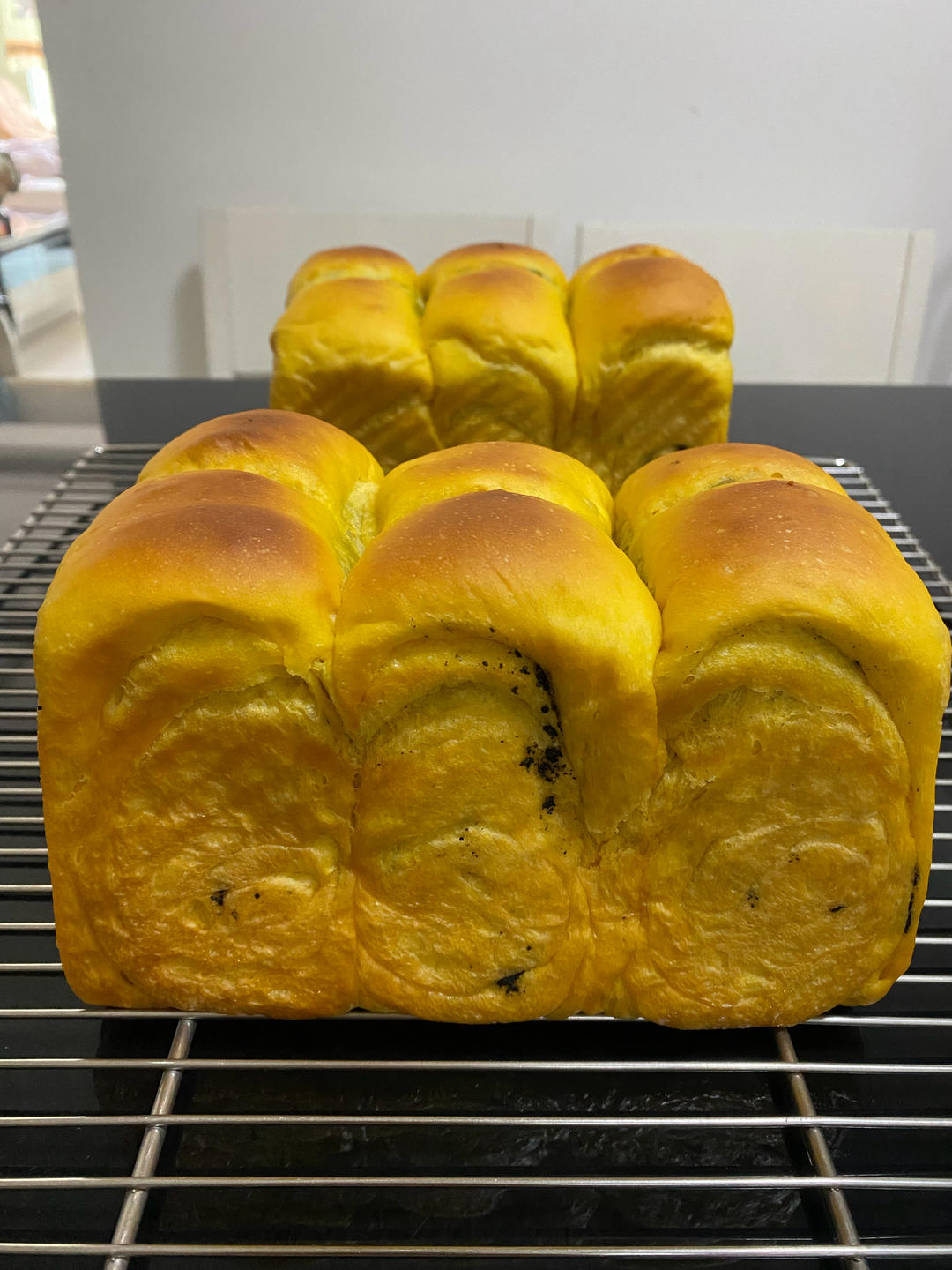 南瓜黑芝麻吐司