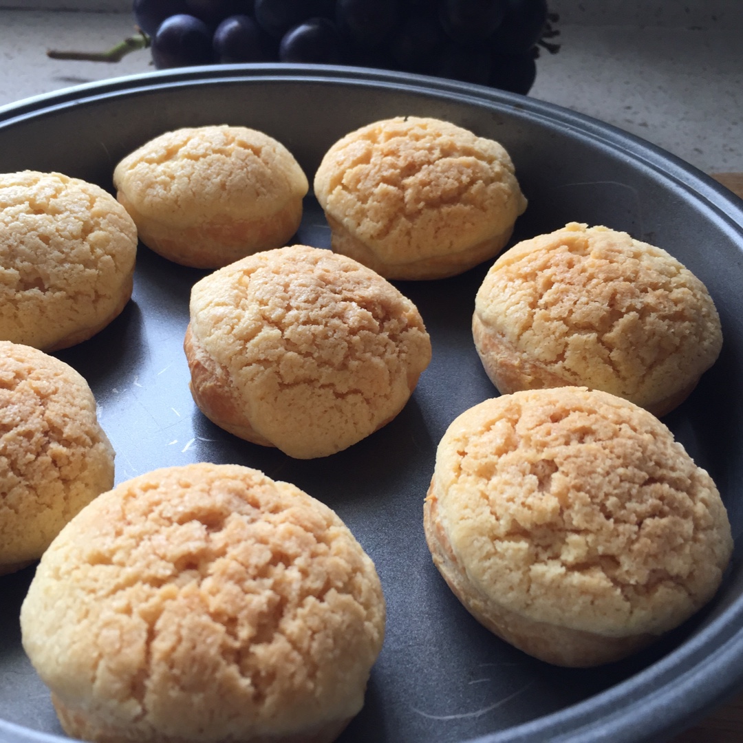 酥皮奶油泡芙--#皮黑森林#