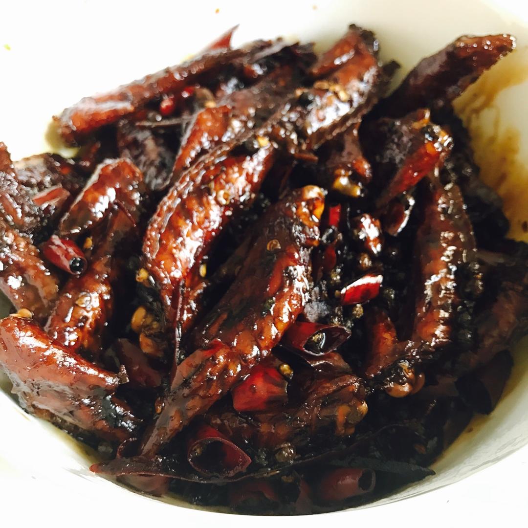 周黑鸭风味鸡翅，鸡爪（鸭脖鸭翅鸭舌锁骨均可）