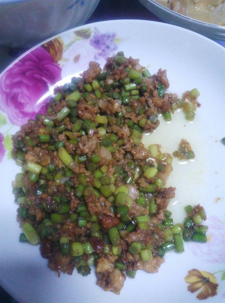 肉碎蒜苔粒