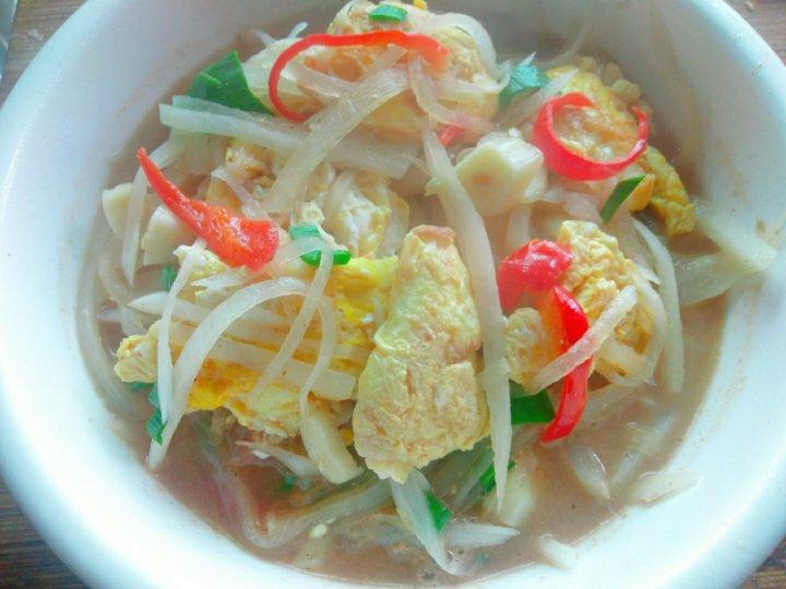 鸡蛋萝卜丝三鲜汤