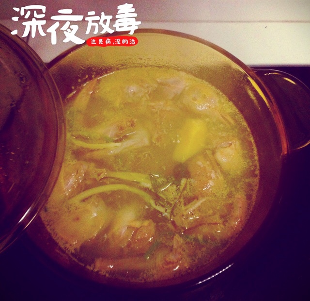 炖鸽子汤