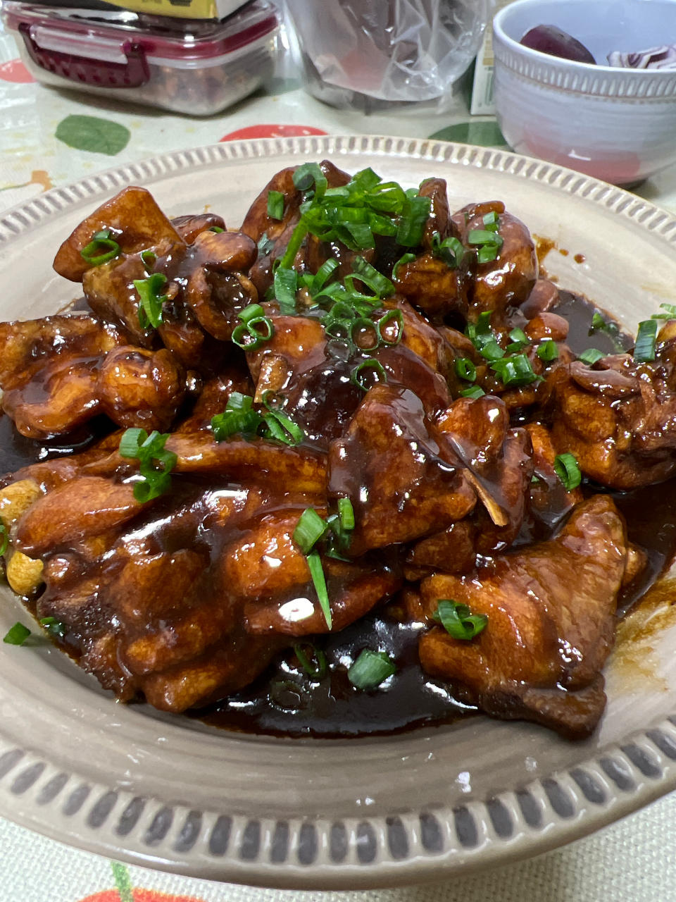 ❗不加一滴水，鲜嫩多汁的葱油焖鸡🐔