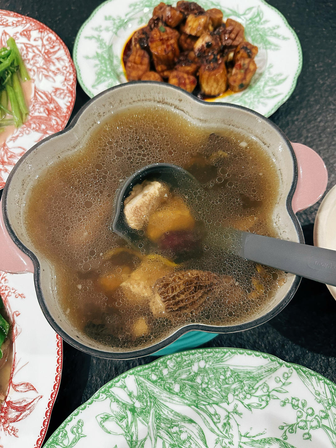 花旗参石斛炖瘦肉汤