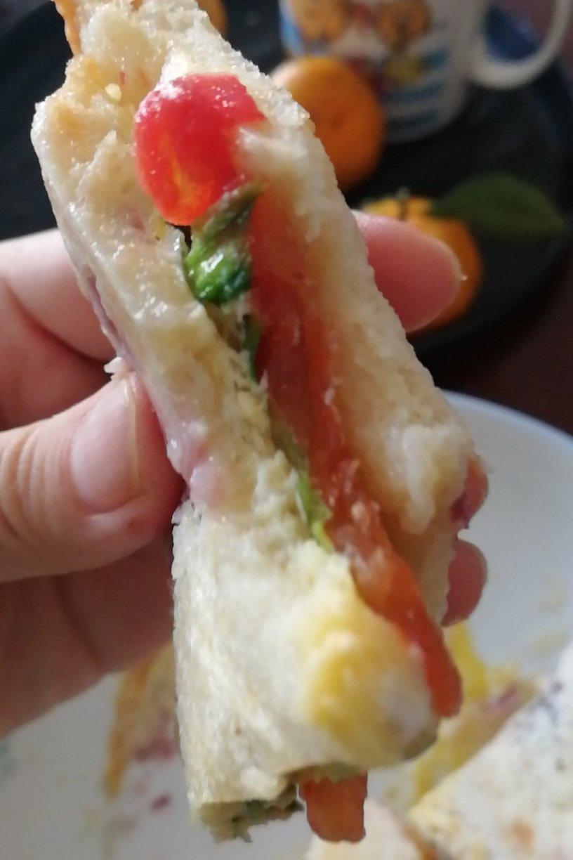 【1分钟鸡蛋三明治】微波懒人早餐