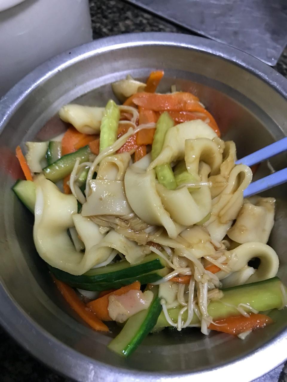 快手凉皮（附视频。不洗面筋。）