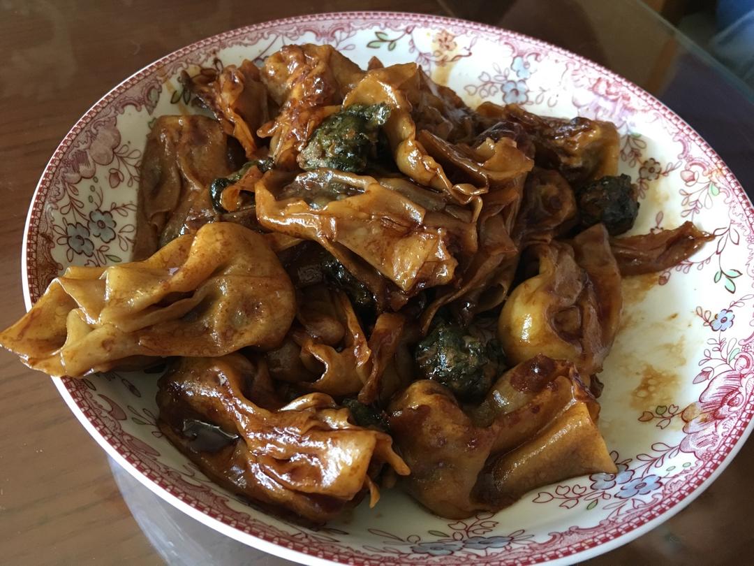 matutubobo做的糖醋炒馄饨(五分钟菜谱)